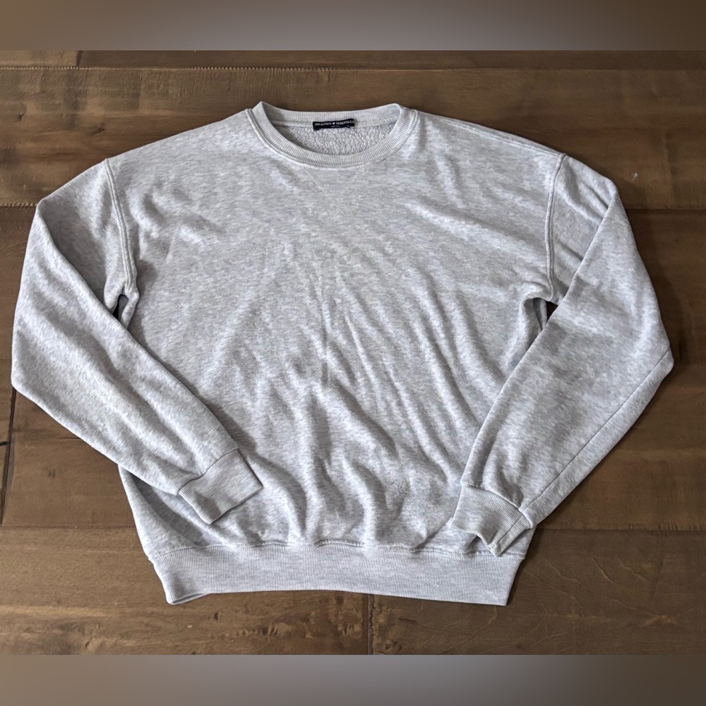 Brandy Melville Light Gray Crewneck Sweater size S